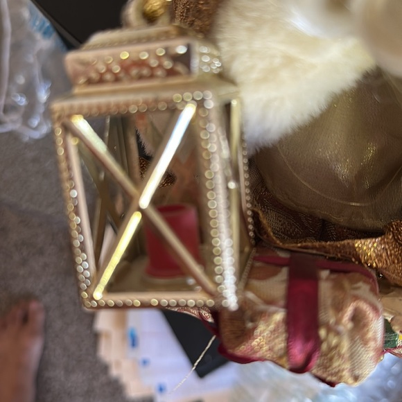 Vintage Shelf/Fireplace Santa Claus Holiday Figurine - Gold and Cream - Picture 8 of 8